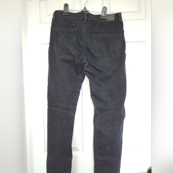 Bluenotes Jegging Pants - Picture 2 of 2